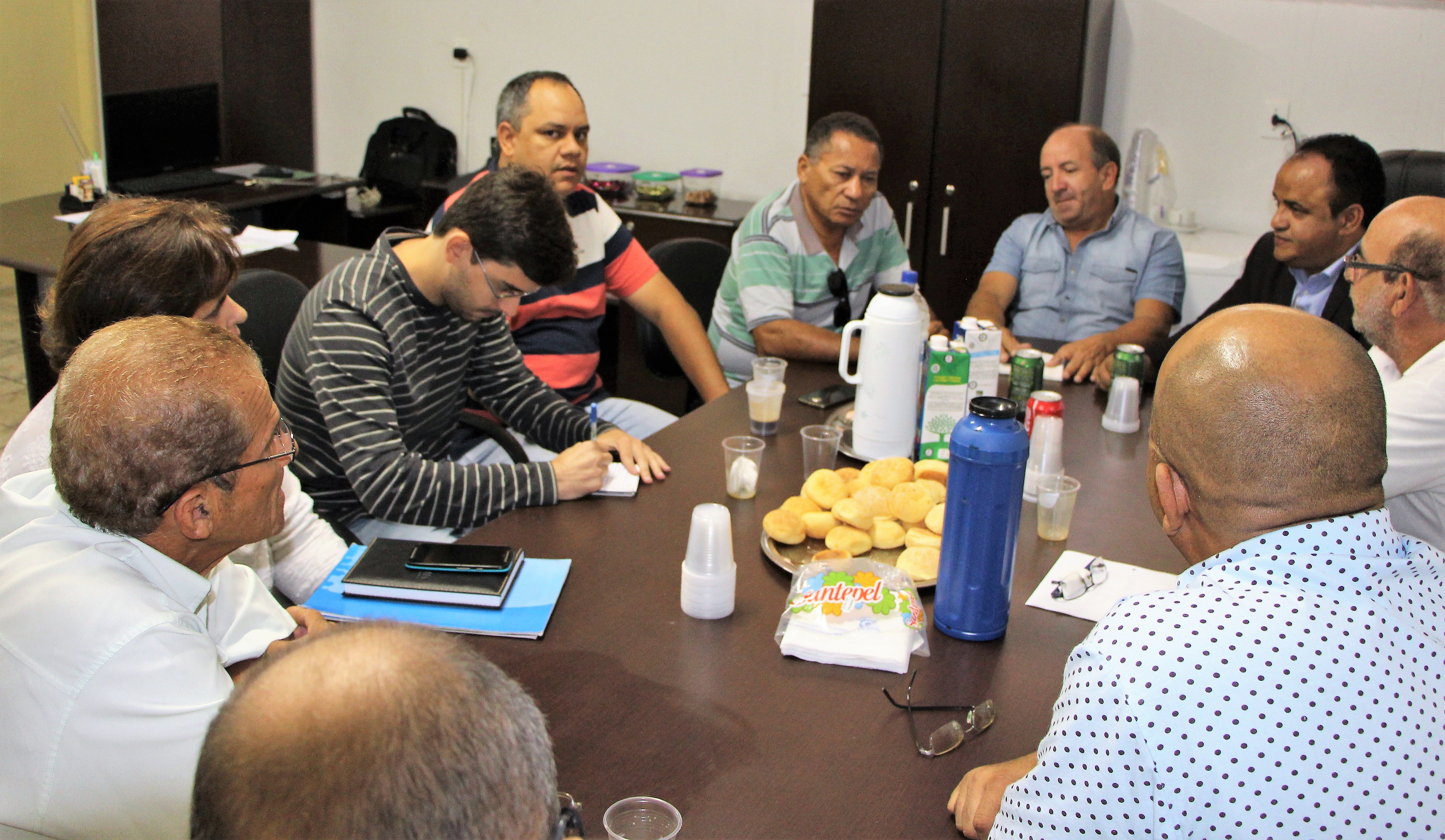 Vereadores debatem parceria com rádios comunitárias