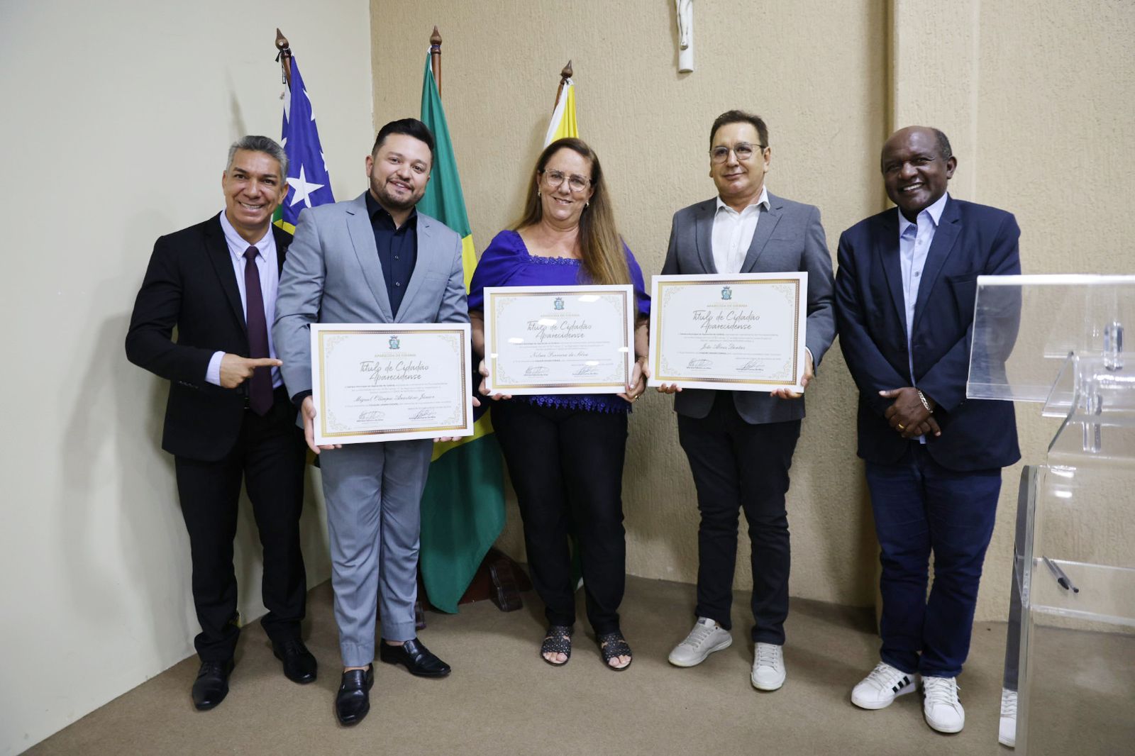 Câmara entrega três títulos de Cidadão Aparecidense em Sessão Solene