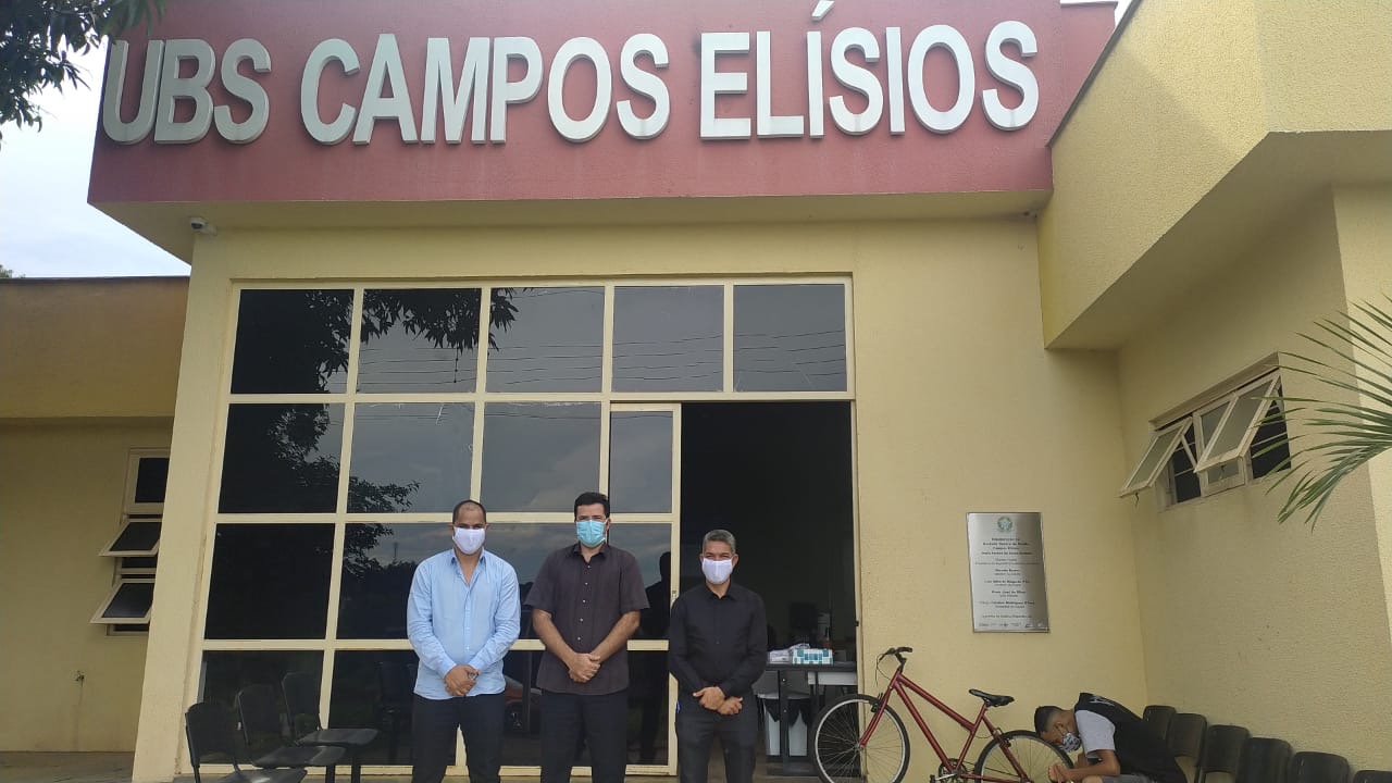 Vereadores visitam UBS Campos Elísios